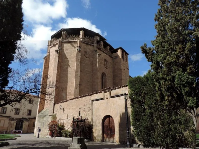 Obras en la cubierta del convento de 'Las Úrsulas' en Salamanca - JCyL