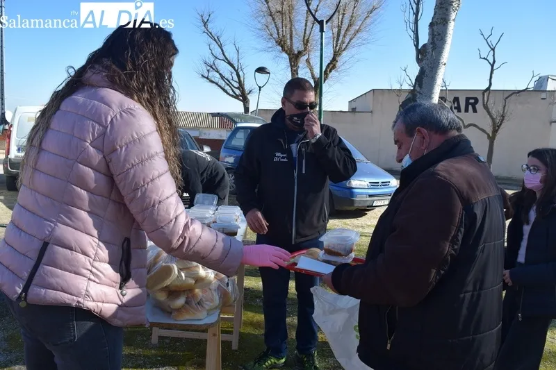 Foto 8 - Terradillos coge fuerzas con una caldereta para seguir con las celebraciones en honor a San Pablo