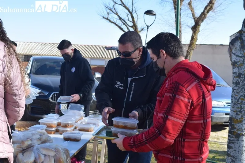 Foto 4 - Terradillos coge fuerzas con una caldereta para seguir con las celebraciones en honor a San Pablo
