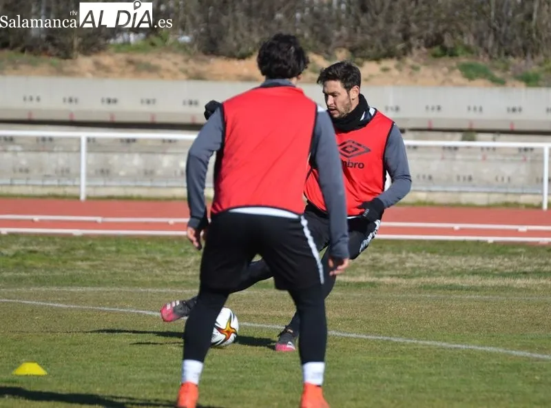 Foto 6 - Mikel Bueno entrena por primera vez con el Salamanca UDS