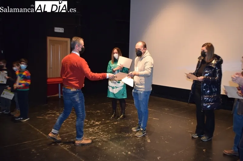 Foto 5 - Entregados los premios de los concursos de escaparates, balcones y postales navide&ntilde;as