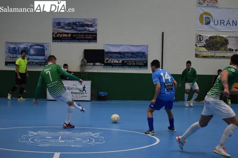 Foto 6 - Estreno a lo grande del Piensos Dur&aacute;n Albense frente al UV Ventorrillo (8-2)