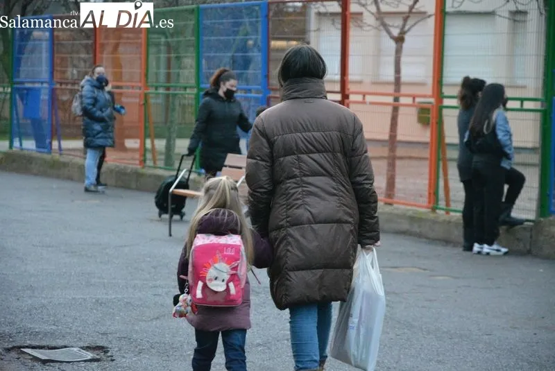 Foto 10 - As&iacute; ha sido la 'vuelta al cole' de los ni&ntilde;os salmantinos tras la Navidad