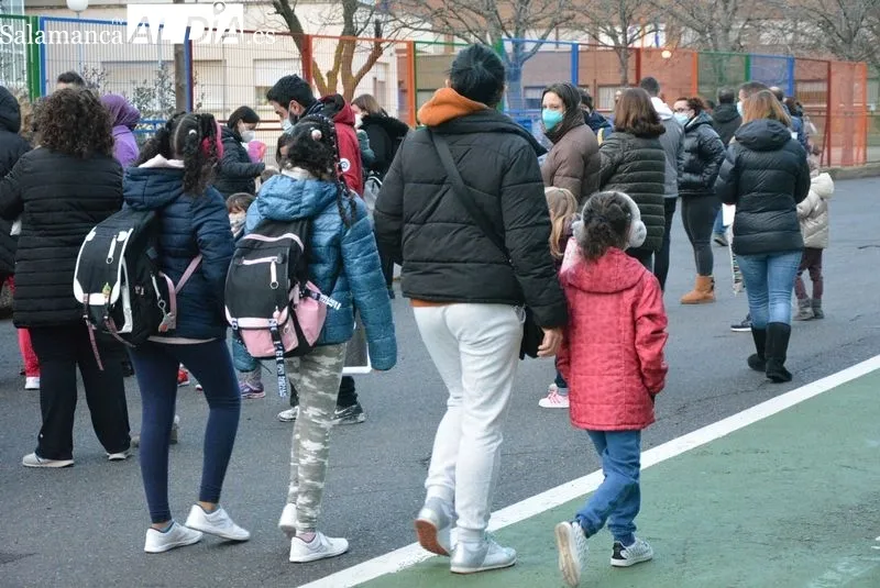 Foto 6 - As&iacute; ha sido la 'vuelta al cole' de los ni&ntilde;os salmantinos tras la Navidad