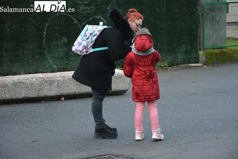Foto 4 - As&iacute; ha sido la 'vuelta al cole' de los ni&ntilde;os salmantinos tras la Navidad