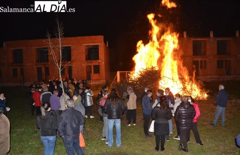Foto 6 - Las hogueras de invierno est&aacute;n de vuelta a Ciudad Rodrigo