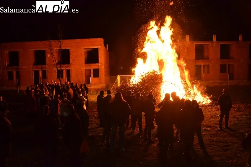 Foto 4 - Las hogueras de invierno est&aacute;n de vuelta a Ciudad Rodrigo