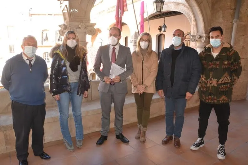 Foto 2 - El Carnaval 2022 sigue para adelante aunque vigilando de cerca la incidencia del coronavirus