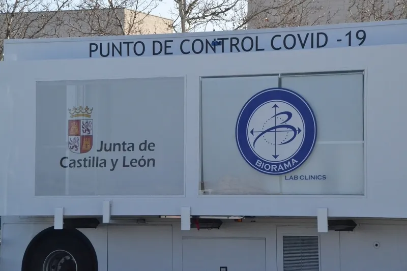 Foto 4 - Detectados 97 positivos en la jornada de tests en Ciudad Rodrigo, y s&oacute;lo 1 en Robleda