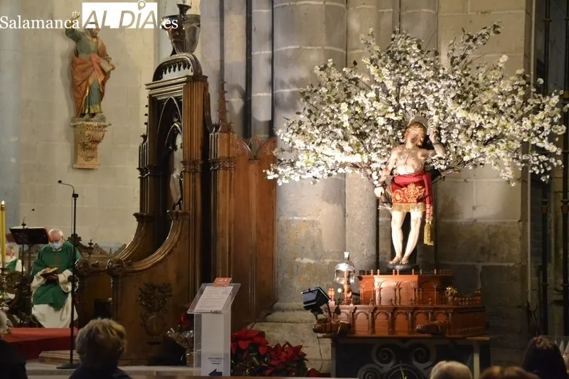 Foto 3 - La novena en honor a San Sebasti&aacute;n alcanza su ecuador