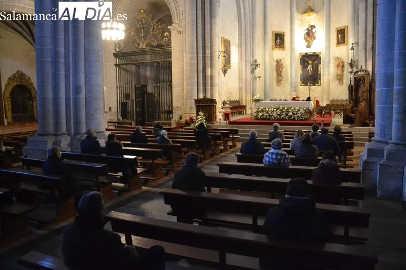 Foto 2 - La novena en honor a San Sebasti&aacute;n alcanza su ecuador