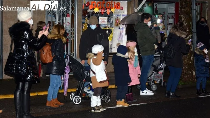 Foto 2 - Lumbrales retoma la tradicional Cabalgata de los Reyes Magos