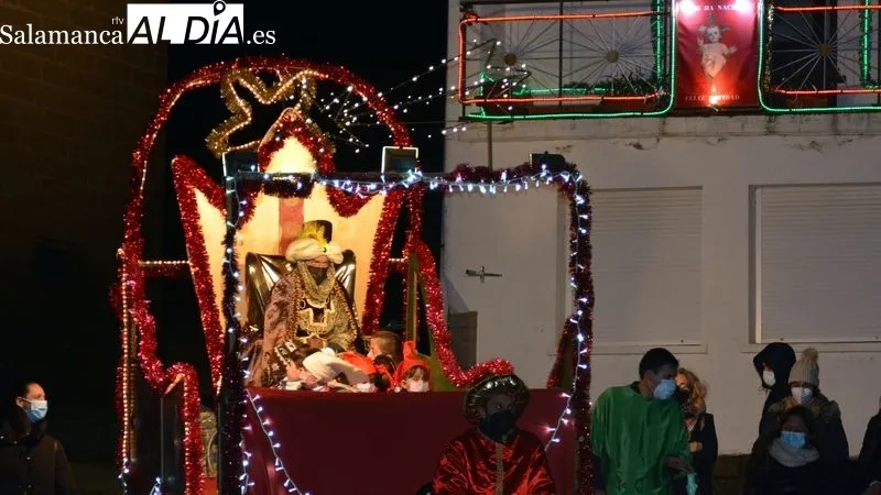 Foto 9 - Lumbrales retoma la tradicional Cabalgata de los Reyes Magos