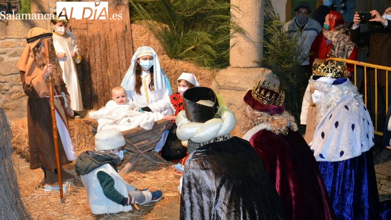 Foto 4 - Lumbrales retoma la tradicional Cabalgata de los Reyes Magos