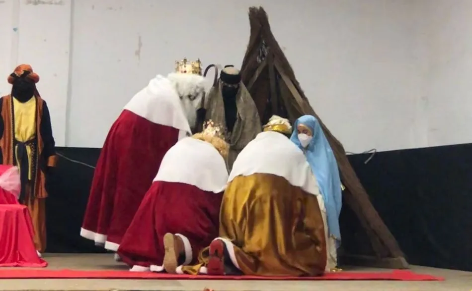 Foto 3 - Los Magos llegaron a Gallegos de Arga&ntilde;&aacute;n cargados de regalos