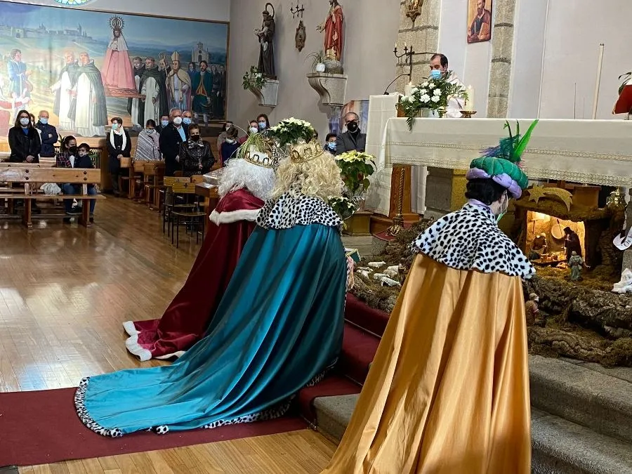 Foto 3 - Los Magos llevan sus ofrendas al Ni&ntilde;o Jes&uacute;s en San Crist&oacute;bal