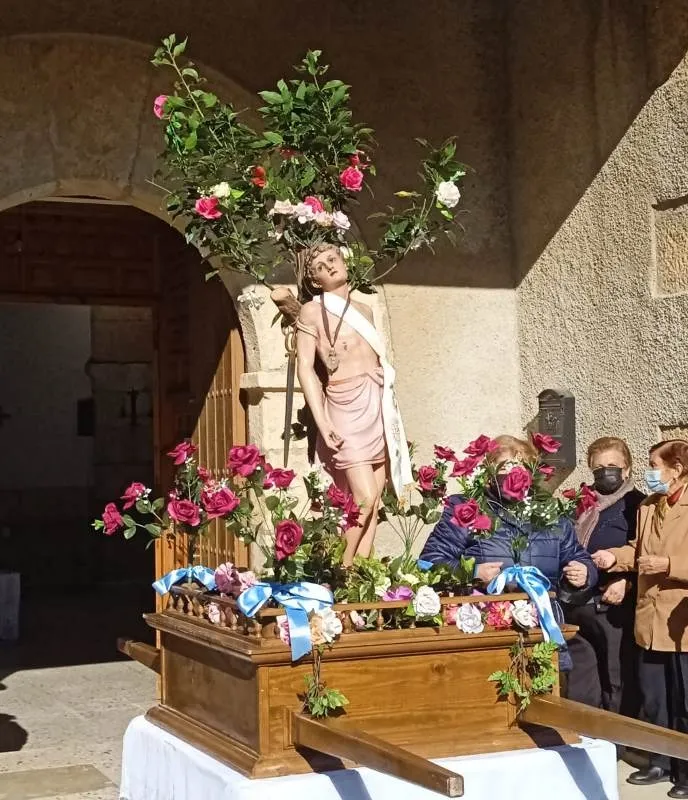 Foto 4 - Los vecinos de Zamarra se re&uacute;nen para festejar a su patr&oacute;n San Sebasti&aacute;n