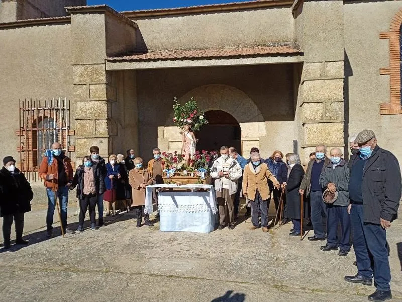 Foto 3 - Los vecinos de Zamarra se re&uacute;nen para festejar a su patr&oacute;n San Sebasti&aacute;n