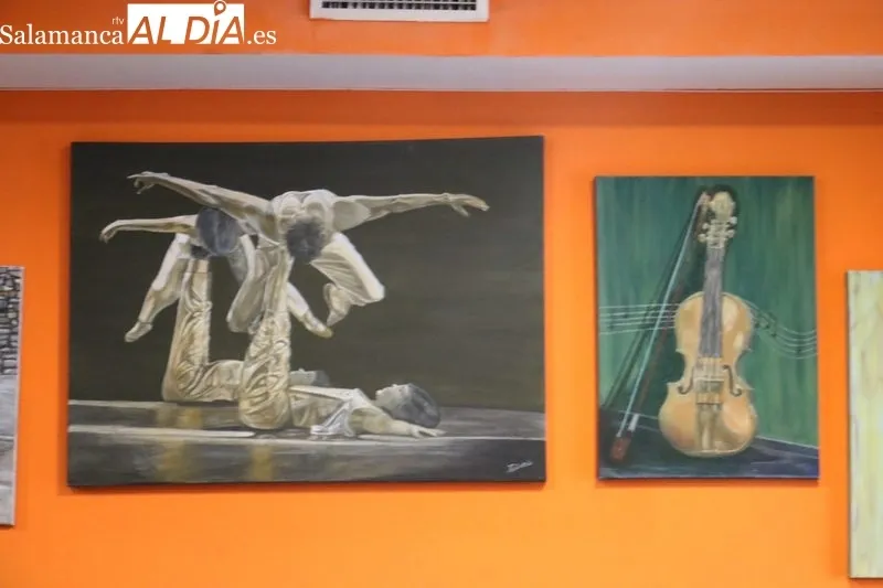 Exposición de Joaquín Sánchez Gonzalo en el Café-Bar El Retiro de Vitigudino / CORRAL  