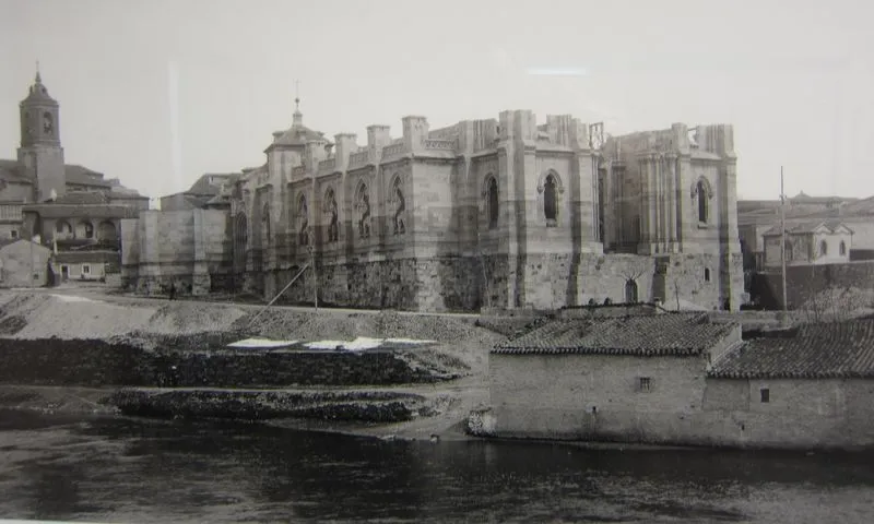 Foto 4 - La visita de los Reyes de Espa&ntilde;a a Alba de Tormes en 1922