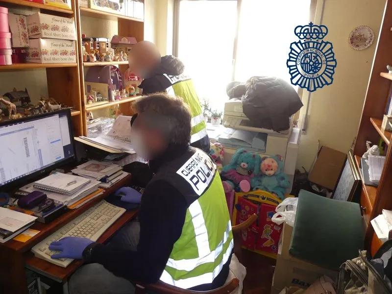 Foto 4 - Detenida en Salamanca por estafar cerca de 89.000 euros a una compa&ntilde;&iacute;a sanitaria