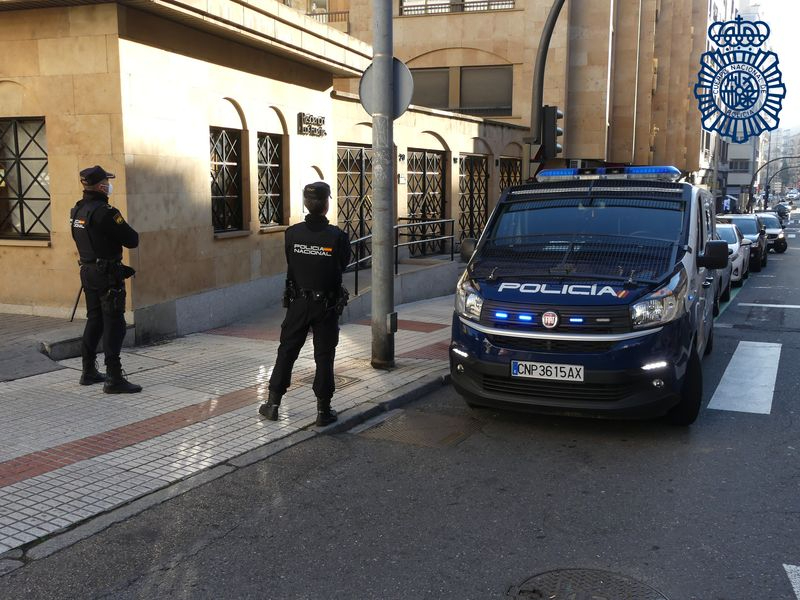 Detenida una mujer por falsificar documentos médicos en Salamanca