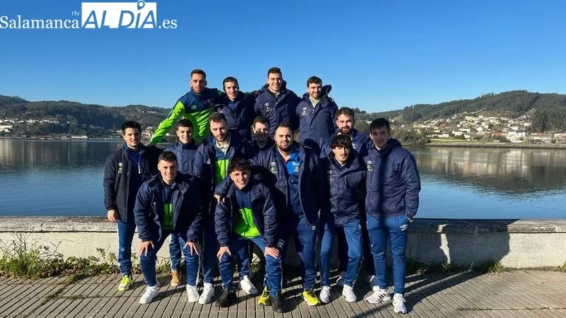 Foto 2 - Buen partido sin premio del Piensos Dur&aacute;n Albense frente al filial de O Parrulo (2-1)