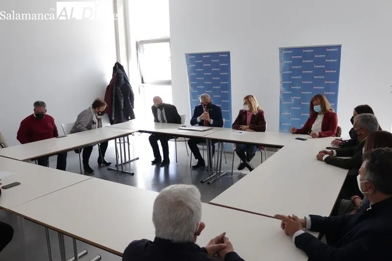Visita a Salamanca de la vicesecretaria de Organización del PP y presidenta del PP de Navarra, Ana Beltrán. Foto de Guillermo García