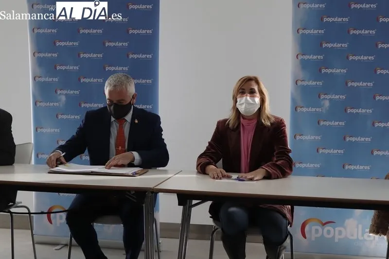Visita a Salamanca de la vicesecretaria de Organización del PP y presidenta del PP de Navarra, Ana Beltrán. Foto de Guillermo García