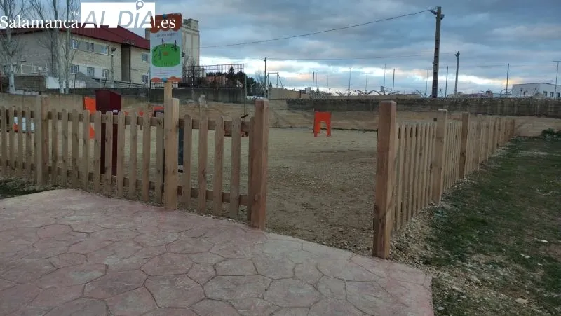Foto 9 - Alertan de desperfectos y comportamiento inc&iacute;vico en el nuevo parque canino