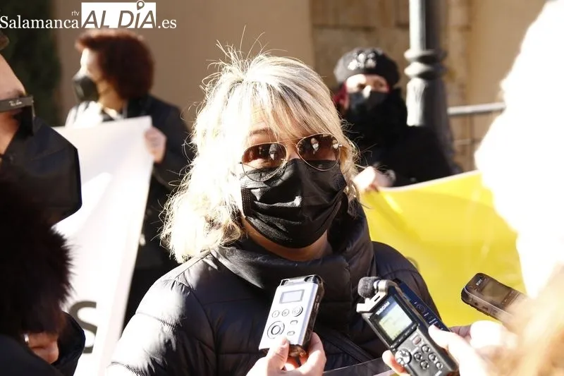 Concentración en Salamanca del sector de las peluquerías, barberías y centros de estética, para reivindicar la bajada del IVA