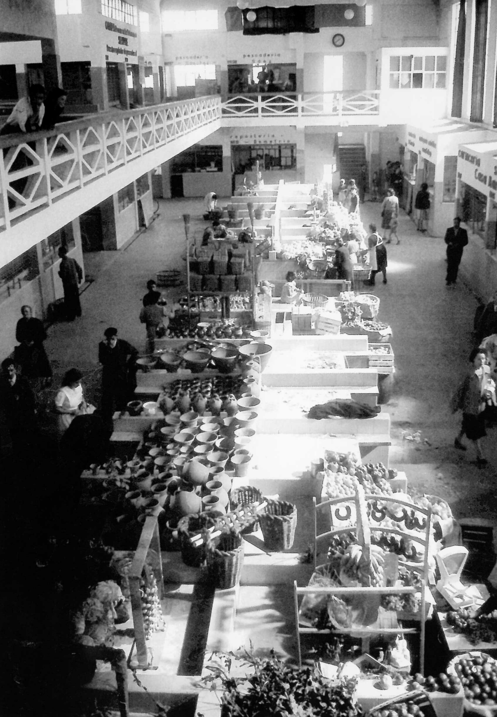 El Mercado de San Juan tras su inauguraci&oacute;n en 1945