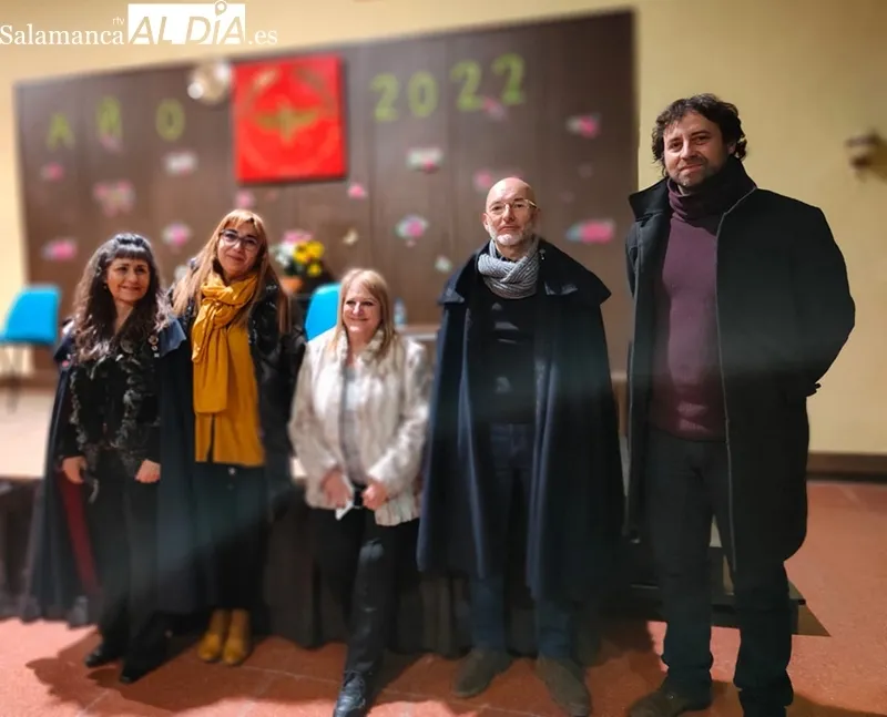 Foto 2 - Fernando Molero conquista la LIV edici&oacute;n del Concurso Literario del Casino Obrero de B&eacute;jar