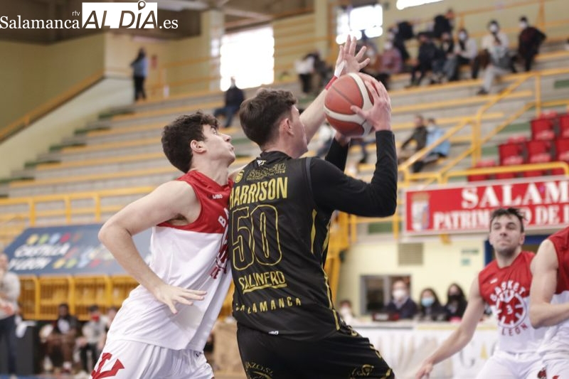 Galería de imágenes del CB Tormes - ULE Basket León / Fotos: Guillermo García