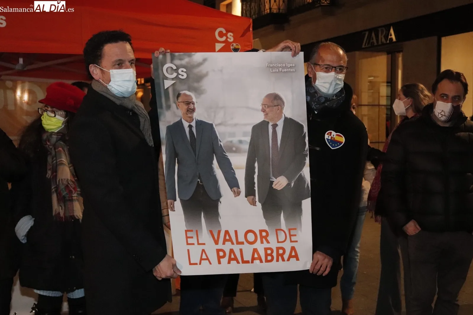 Edmundo Bal ha acompañado a los candidatos de Cs en el arranque de la campaña electoral en Salamanca. Fotos: Guillermo García