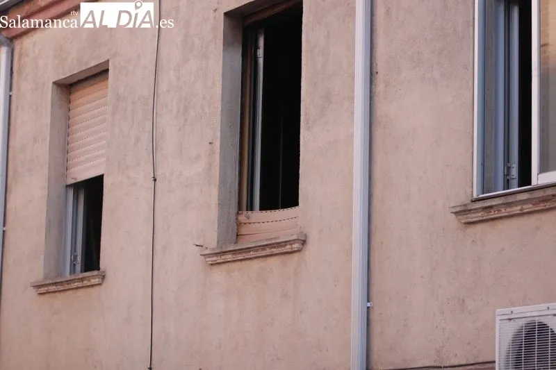 Inmueble de la calle San Arcadio donde se ha producido el incendio - GG