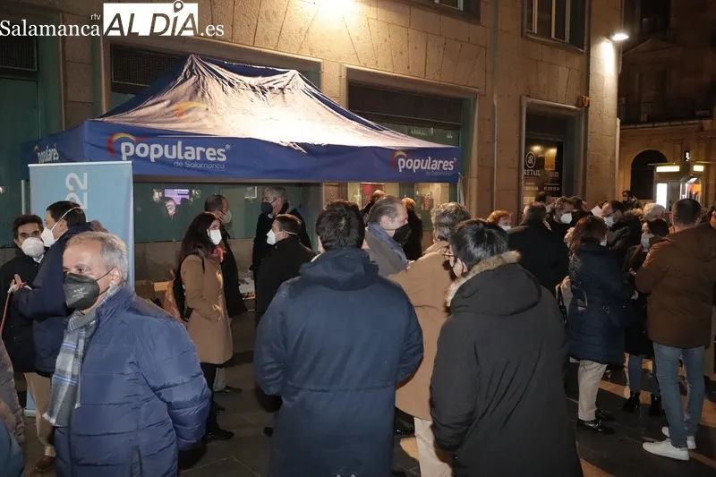 Carpa del PP de Salamanca instalada en la calle Toro