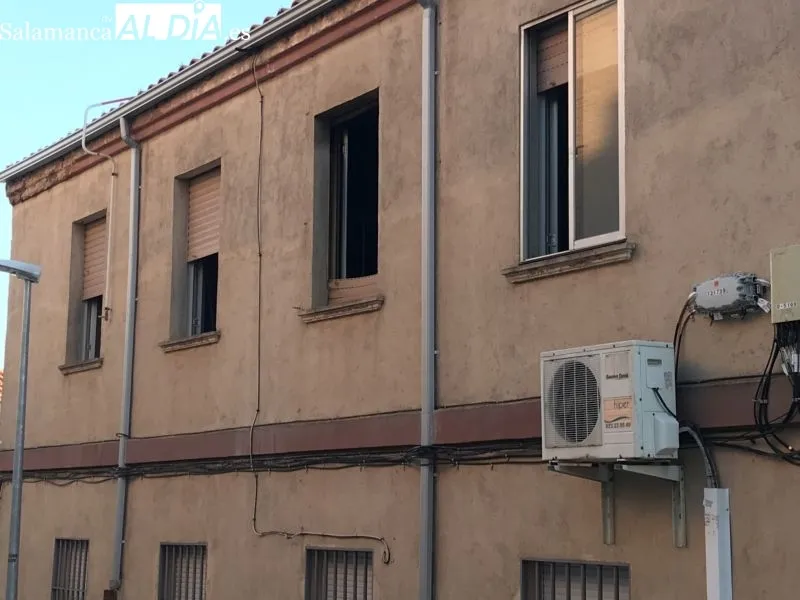 Inmueble de la calle San Arcadio donde se ha producido el incendio - GG