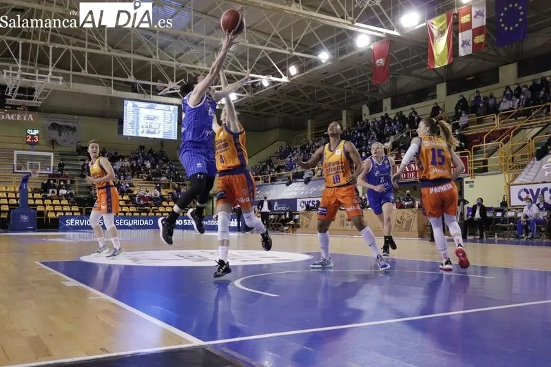 Galería de imágenes del Avenida - Valencia Basket / Fotos: Guillermo García