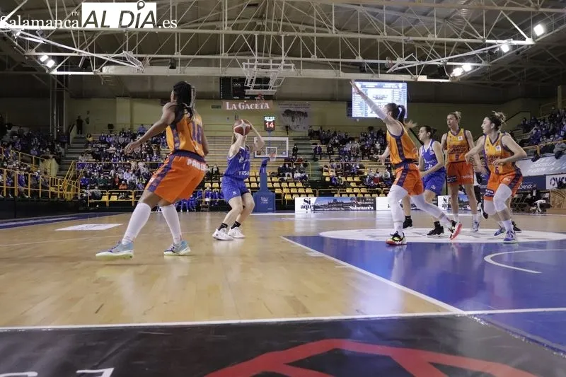 Galería de imágenes del Avenida - Valencia Basket / Fotos: Guillermo García