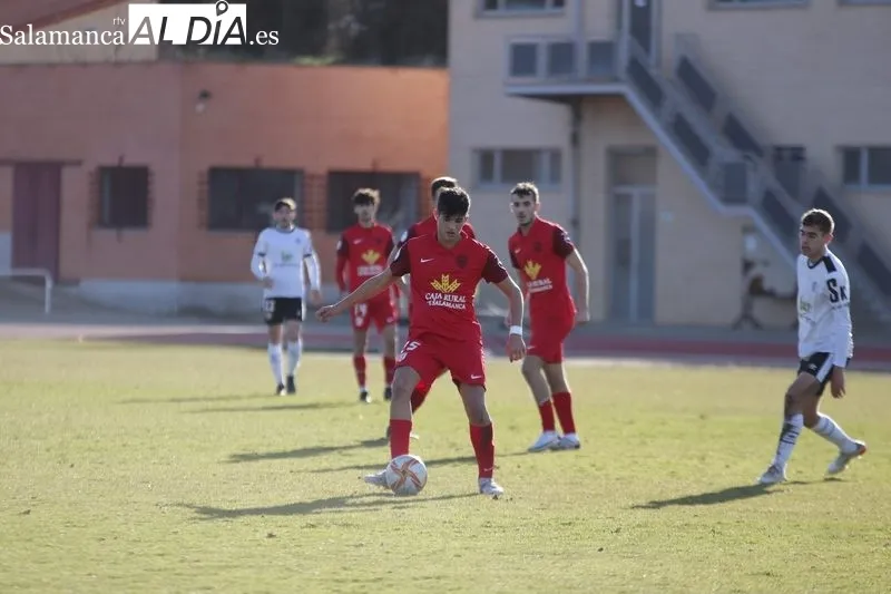 Galería de imágenes del Salamanca UDS B - Santa Marta de Tercera RFEF / Fotos: Guillermo García