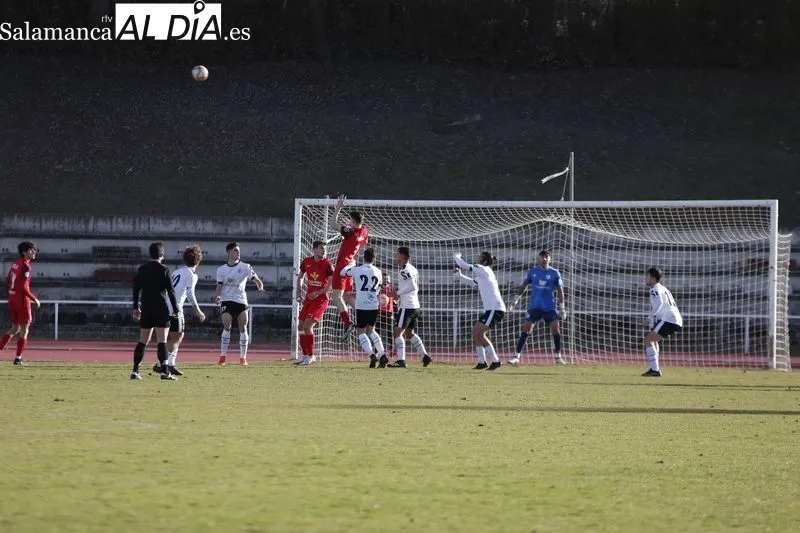 Galería de imágenes del Salamanca UDS B - Santa Marta de Tercera RFEF / Fotos: Guillermo García