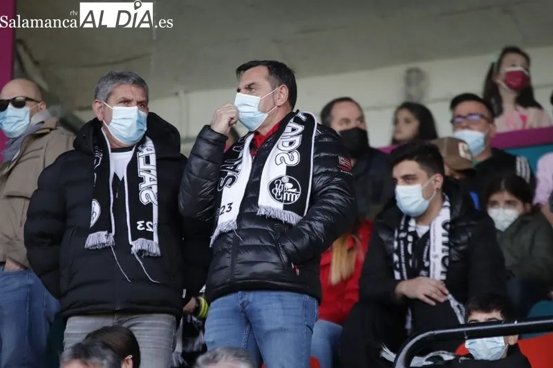 Galería de público del Salamanca UDS - Leganés B