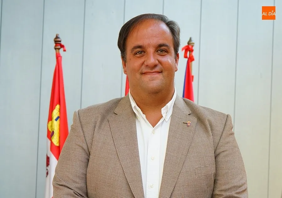 Roberto Martín entra en las listas electorales autonómicas - Archivo