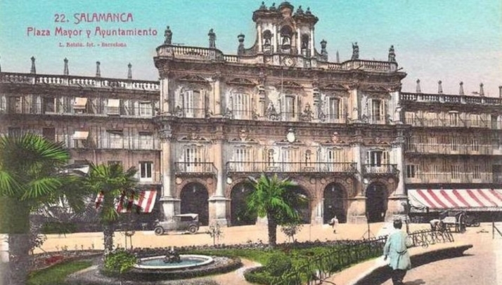 Las palmeras de la Plaza Mayor a principios del siglo XX