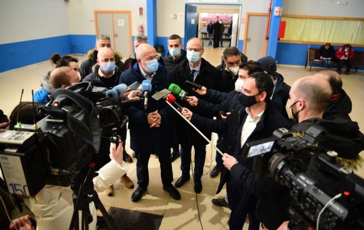 Los problemas del campo no se solucionan trayendo señoritos de Madrid con castellanos a hacerse unas fotos, afirma Igea