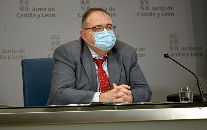 Rueda de prensa del consejero de Sanidad de la Junta de Castilla y León, Alejandro Vázquez
