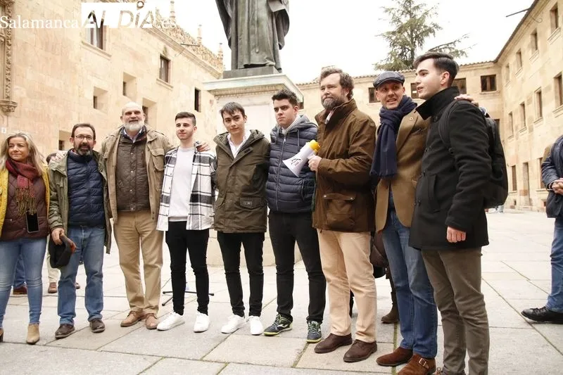 Encuentro con simpatizantes de Iván Espinosa de los Monteros, portavoz de VOX en el Congreso y a Carlos Menéndez Blanco cabeza de lista por VOX Salamanca | Fotos: David Sañudo