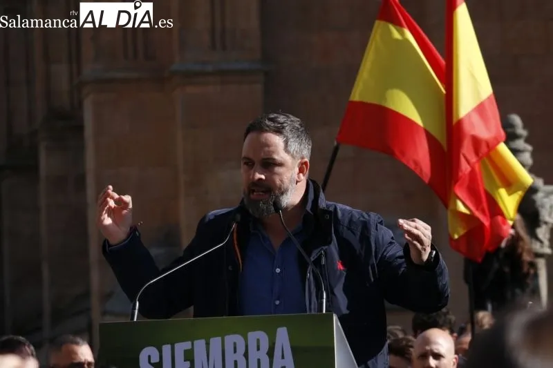 Foto 3 - Abascal llena en Salamanca: "No nos avergonzamos de nuestra historia, a diferencia de la izquierda"