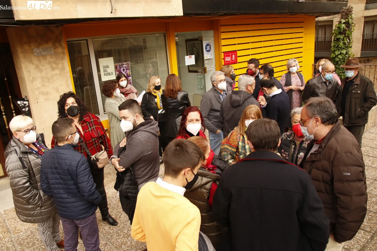 El PSOE de Salamanca se reúne en la sede para finalizar la campaña 